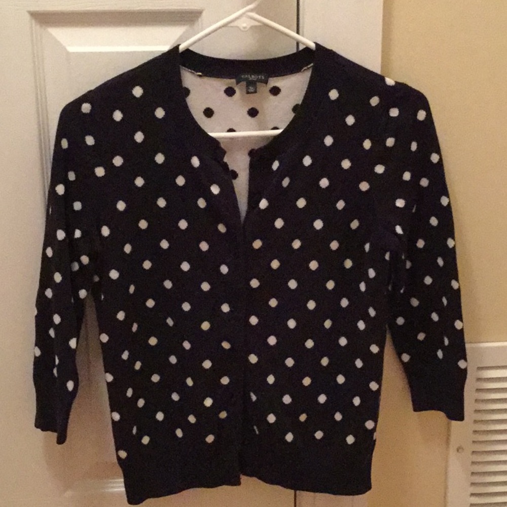 Cardigan sweater